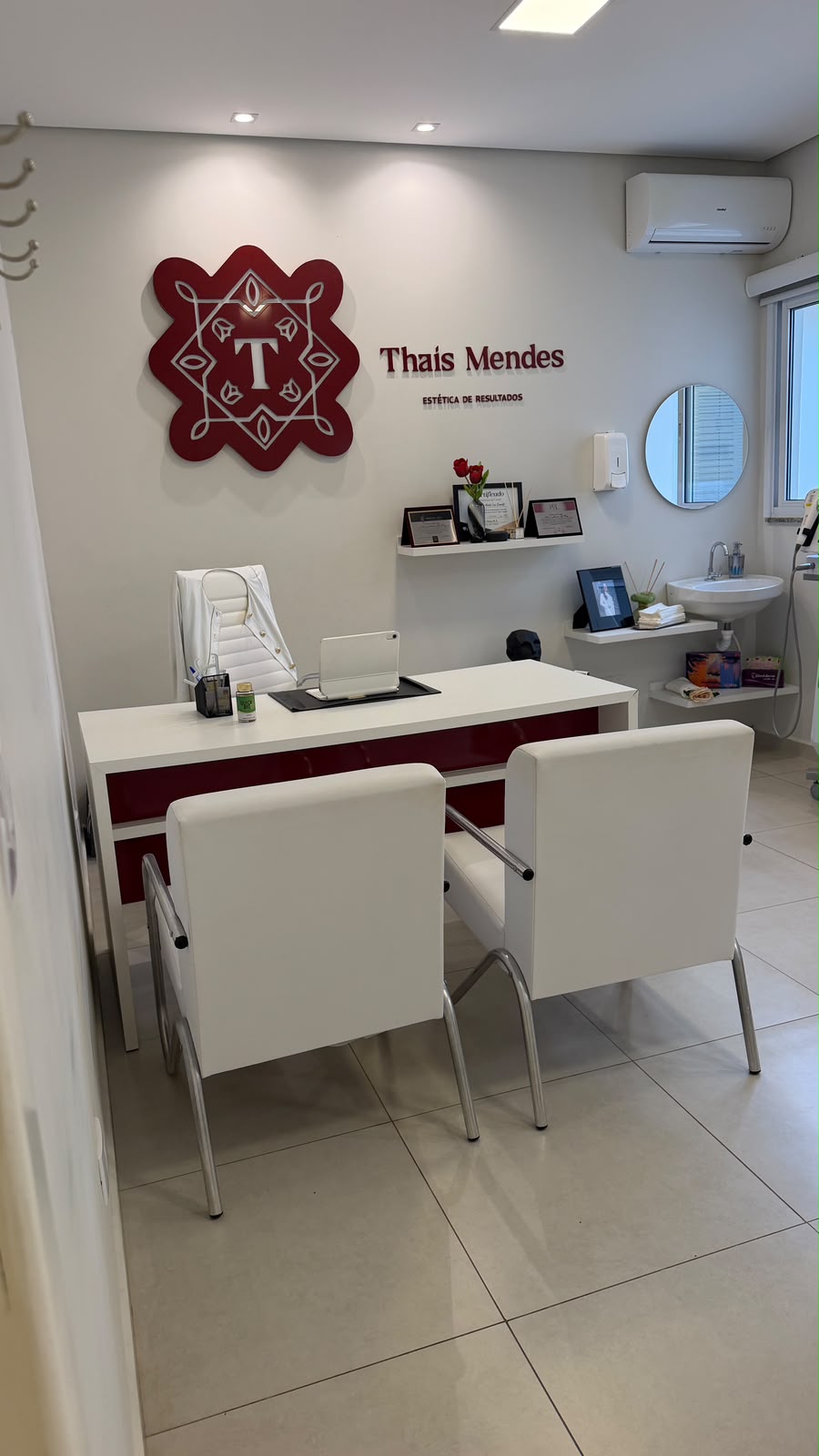 Consultório da clínica preparado para avaliação personalizada